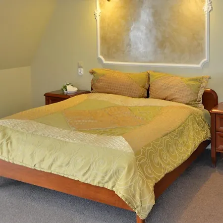 Zlota Iglica * Pogrzebien