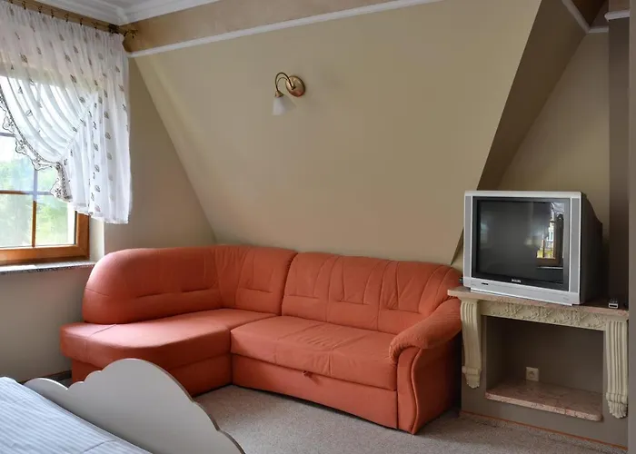 Zlota Iglica * Pogrzebien